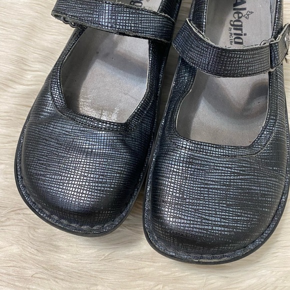 Alegria Belle Black Metallic Grid Silver Mary Jane Wide Toe Box Comfort Shoes - Picture 3 of 10